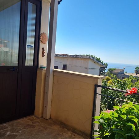 B&B La Casa Di Martina Zambrone Kültér fotó